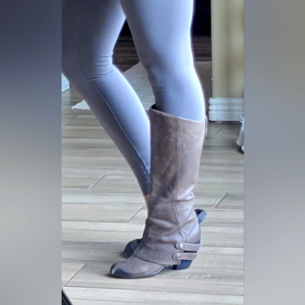 Fergie "linda" leather boots size 10